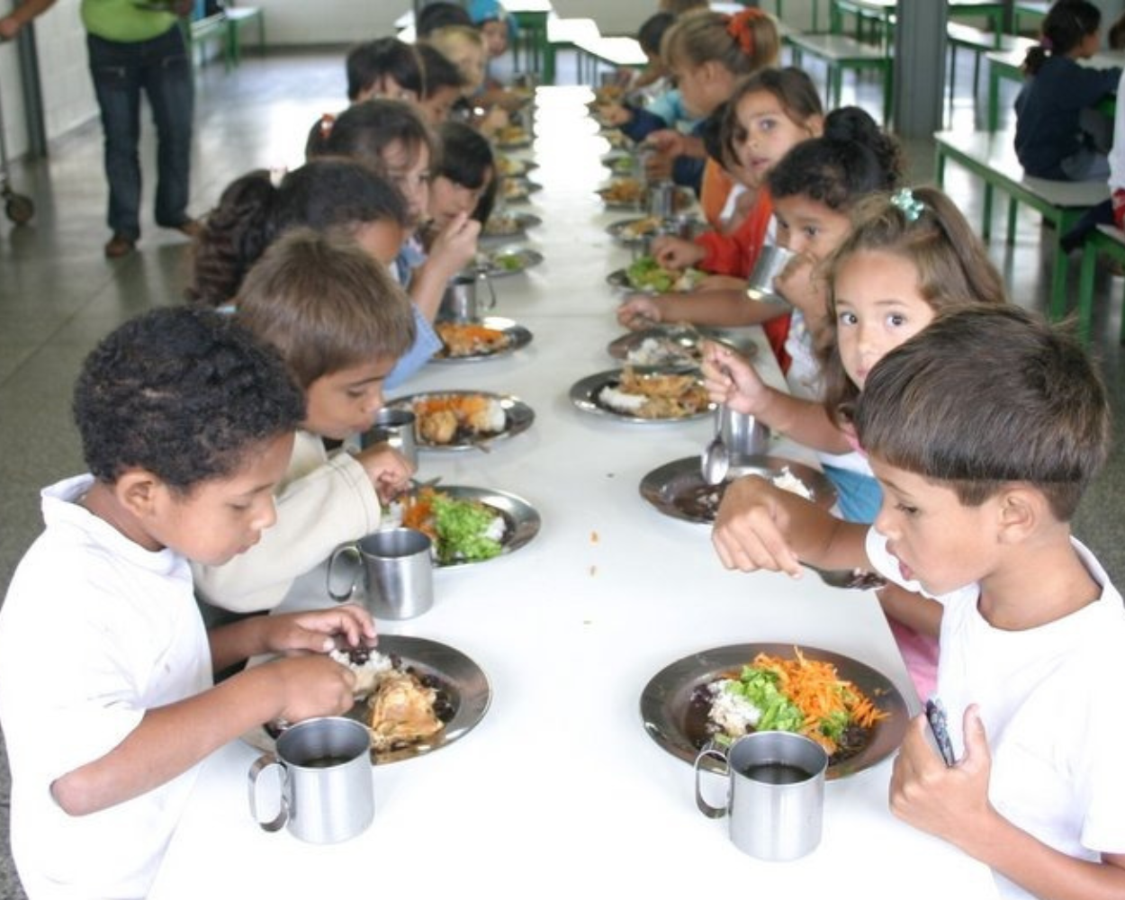 Minist&eacute;rios assinam acordo de combate &agrave; m&aacute; nutri&ccedil;&atilde;o nas escolas - Ponta  Negra News